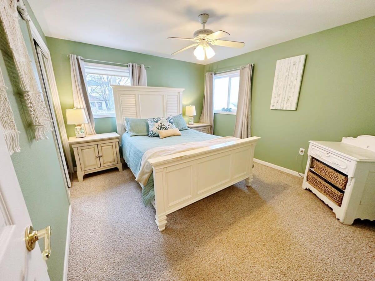 Beach Club Of Oscoda - The Lakeshore Cottage מראה חיצוני תמונה