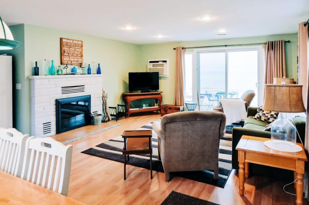 Beach Club Of Oscoda - The Lakeshore Cottage מראה חיצוני תמונה