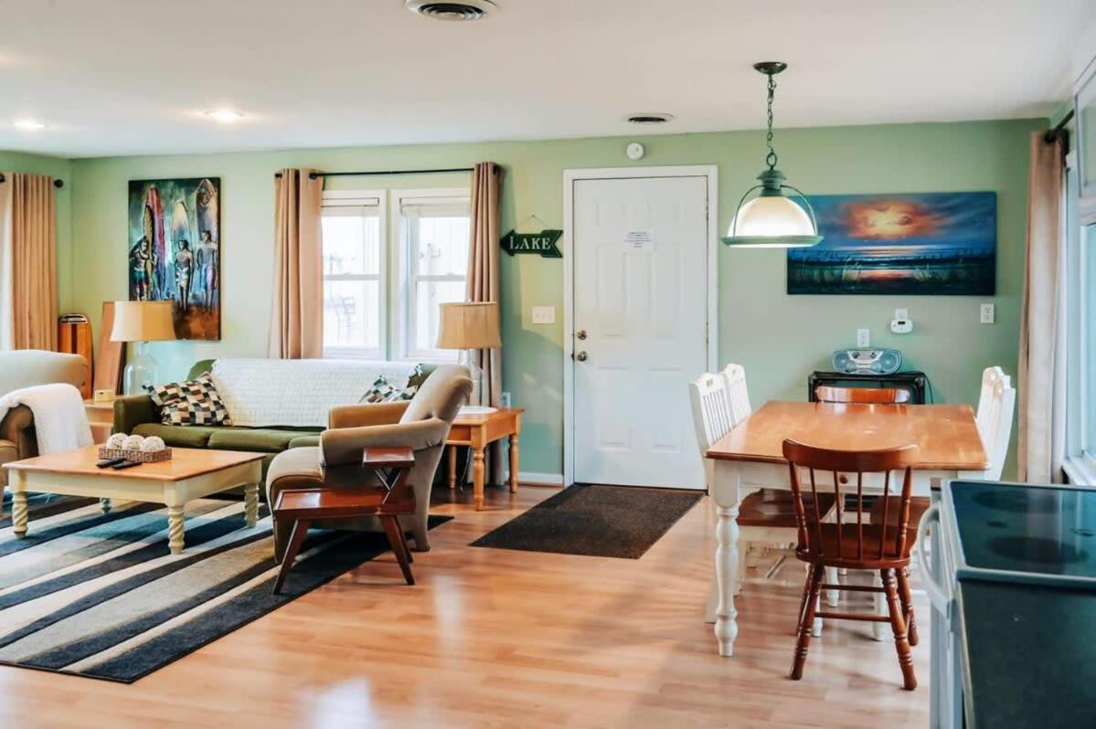 Beach Club Of Oscoda - The Lakeshore Cottage מראה חיצוני תמונה